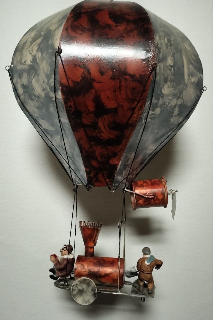ブリキ バルーン 気球 アンティーク 熱気球 ゴンドラ釜焚き人形