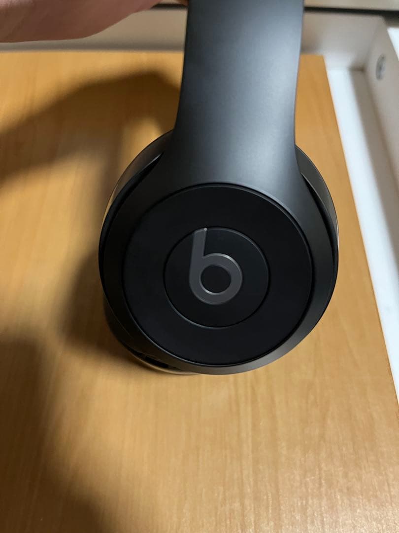 ヘッドホン Beats Solo 4 -