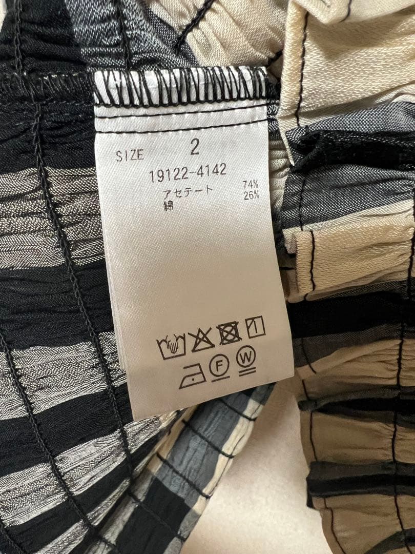 CLANE SHIRRING DESIGN BLOUSE MIX サイズ2