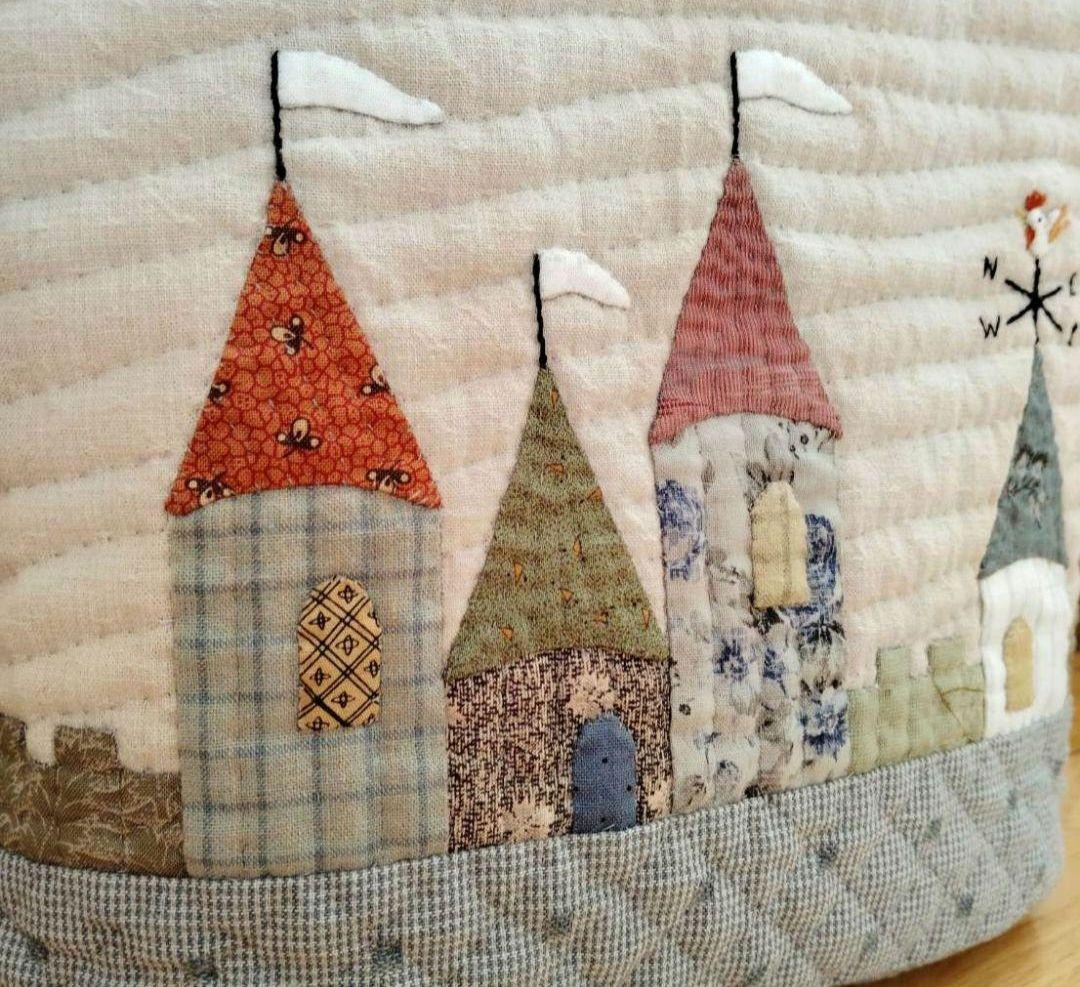 風見鶏の見える街。トートバッグ ハンドバッグ テシゴト雑貨