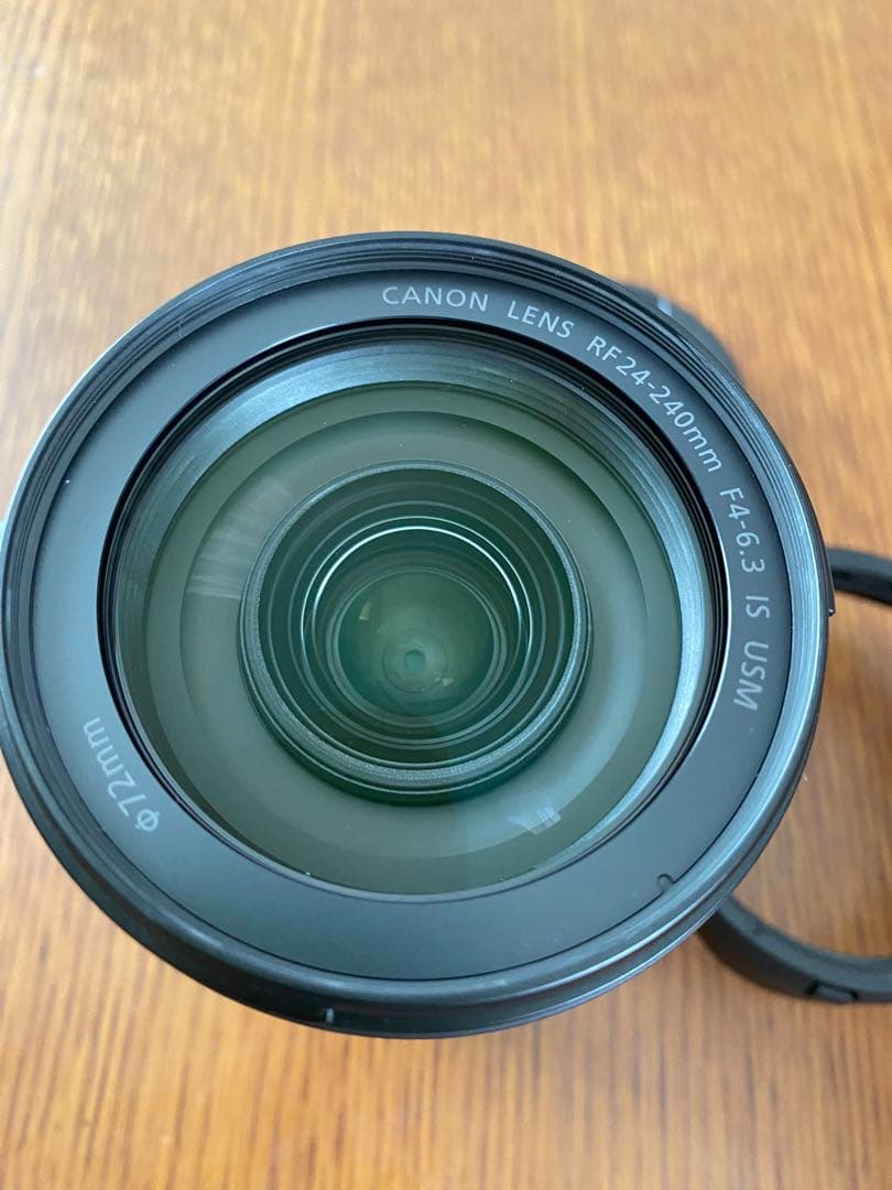 美品　Canon RF24-240mm F4-6.3ISUSM