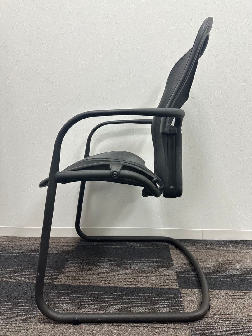 5月20日迄期間限定販売中　アーロンチェア アーロンサイドチェア ハーマンミラー