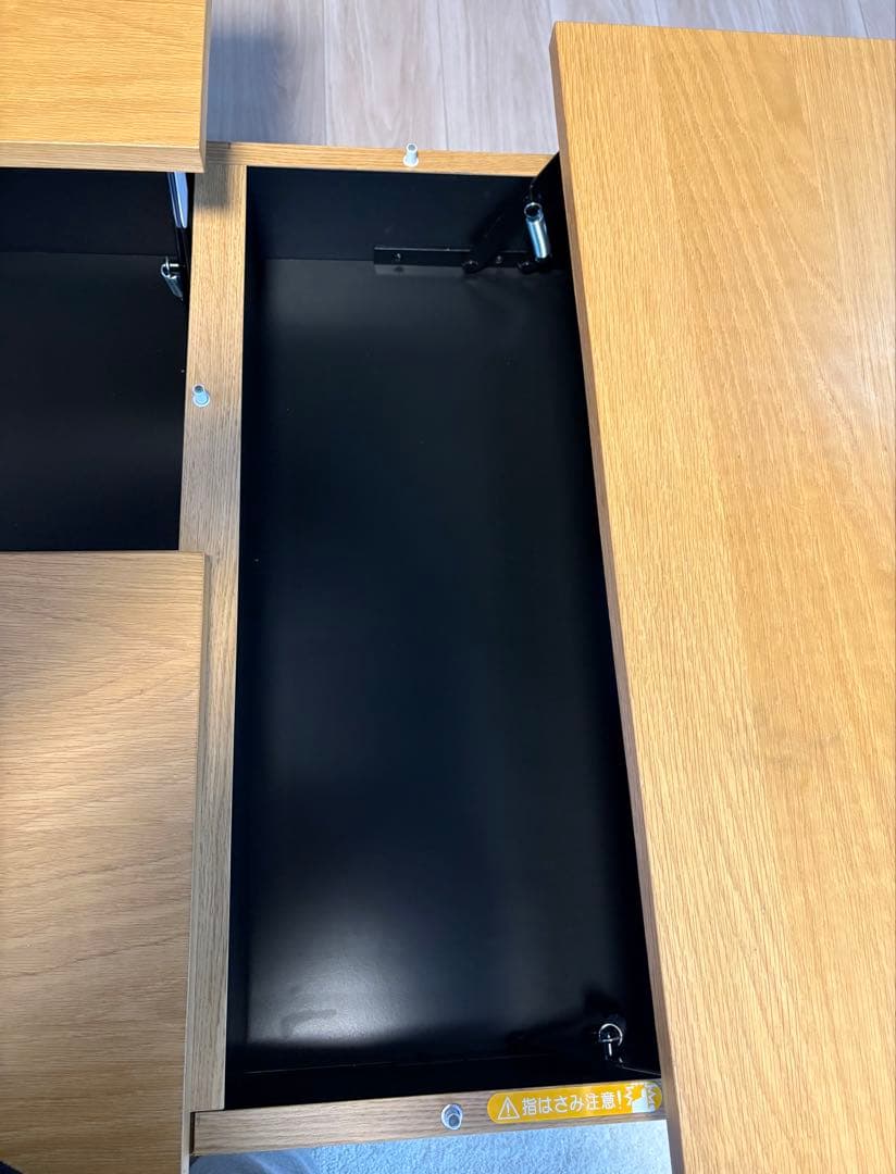 モリタインテリア　Due ローテーブル