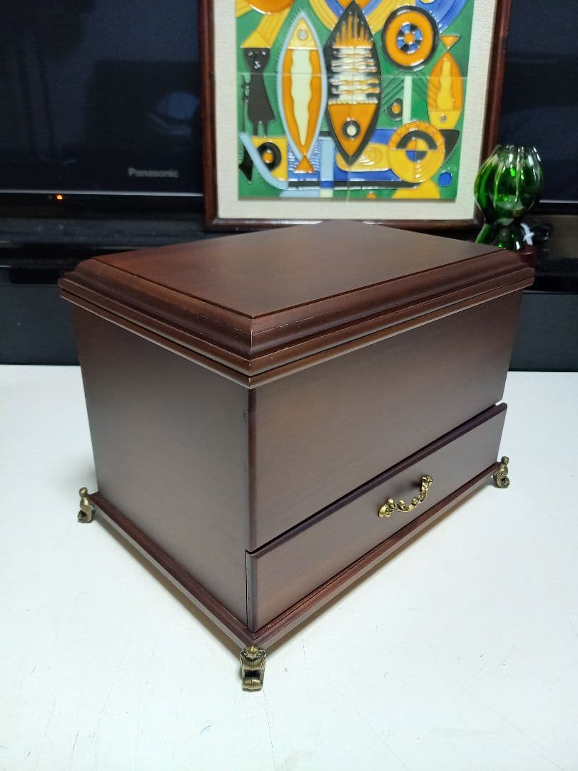 クラシック　ジュエリー　メイク　ウッド　ボックス　真鍮　脚付　金具　化粧　木箱