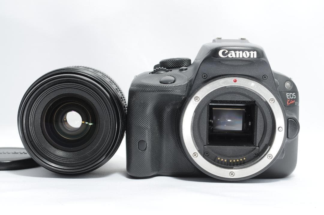 お子様を綺麗に残す❤️Canon Kiss X7✨小型・軽量で届いてすぐ使える