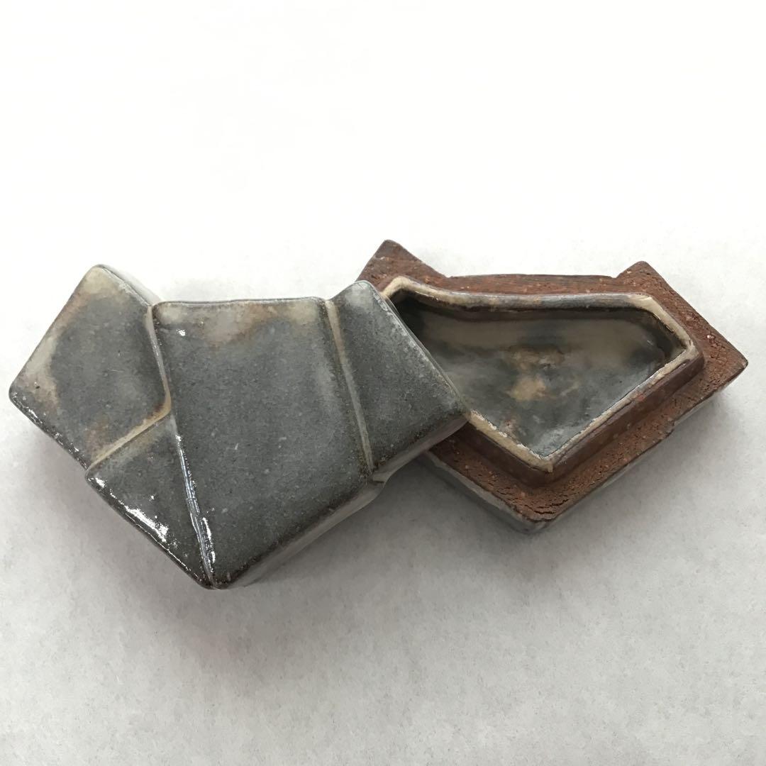 茶道具　萩焼「結文」　香合　田原陶兵衛作　栞　共箱　S79KG