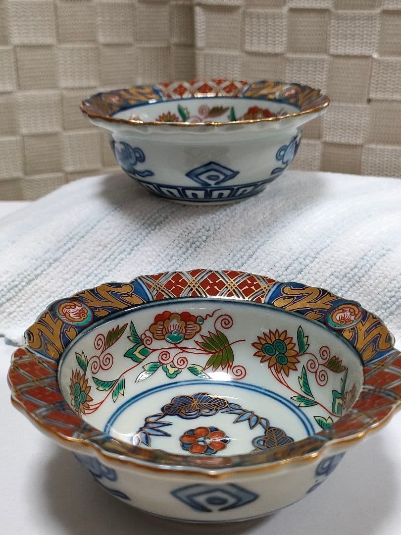 ●5124#0115　林九郎作 花型地紋金菊小付揃(共箱&栞付き)　1206