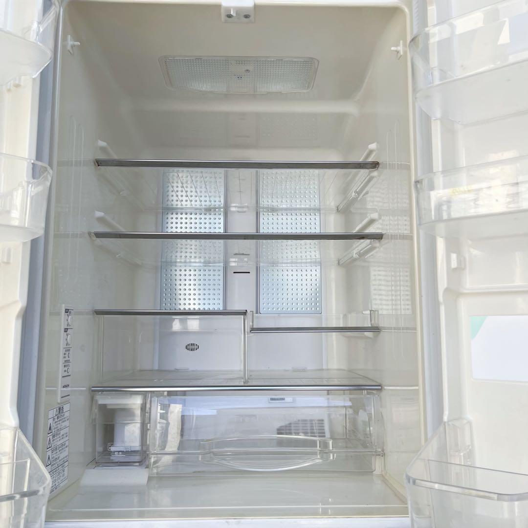 66取付無料！完動品！高性能日立自動製氷付き おしゃれホワイト6ドア冷蔵庫！