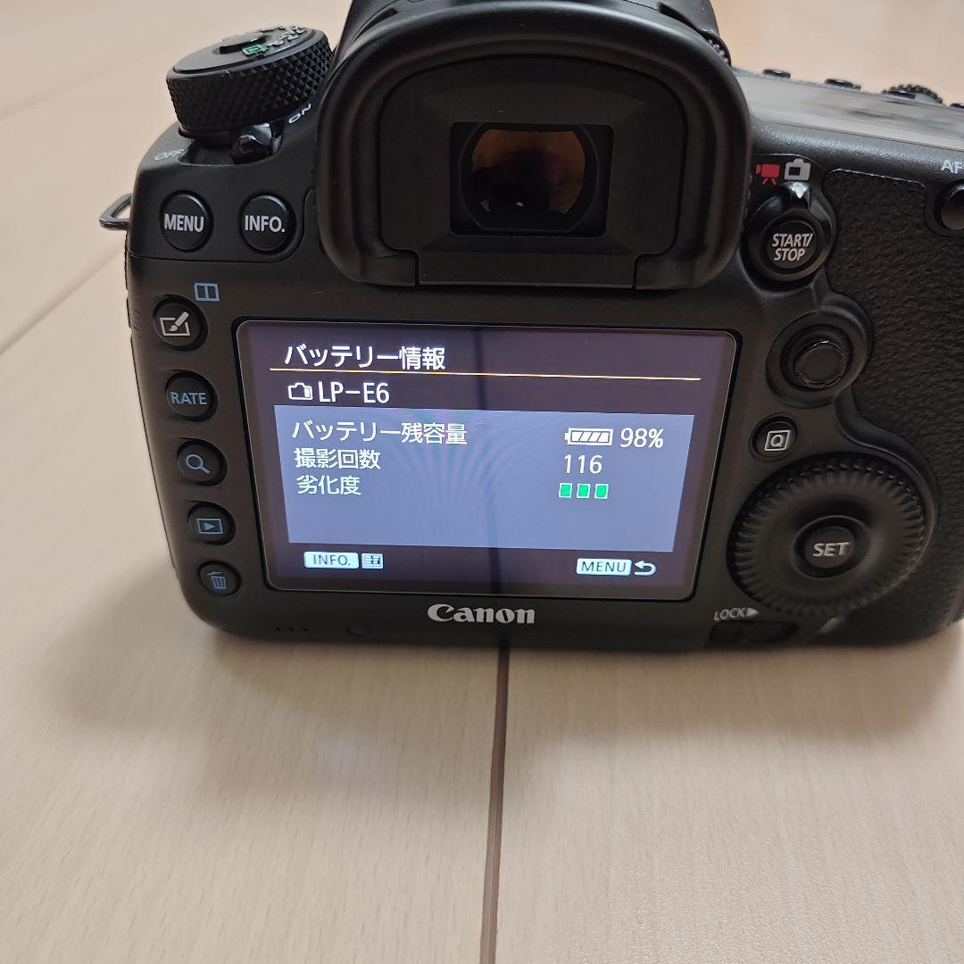 Y*9様 Canon EOS 5DsR デジタル一眼レフカメラ　おまけ付き
