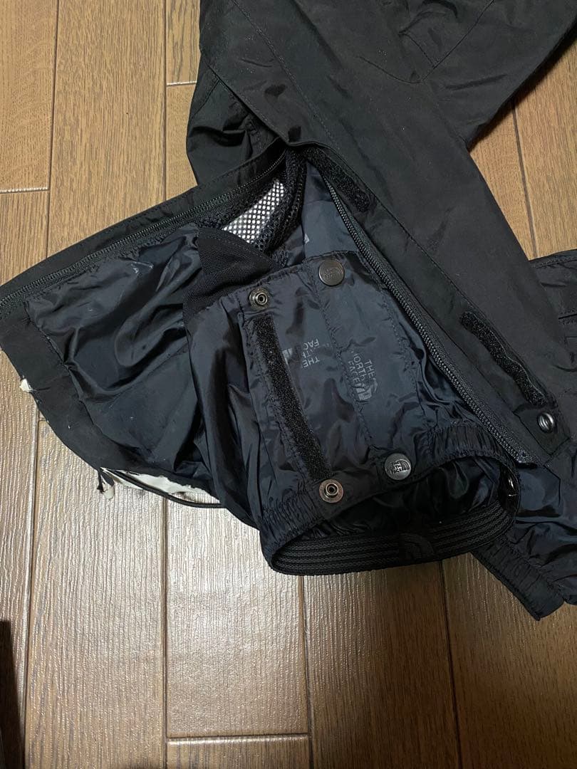 The North Face 子ども用スキーウエアパンツ黒