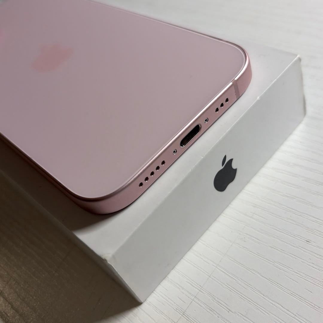 iPhone15 128GB ブラック&ピンク SIMフリー 極美品