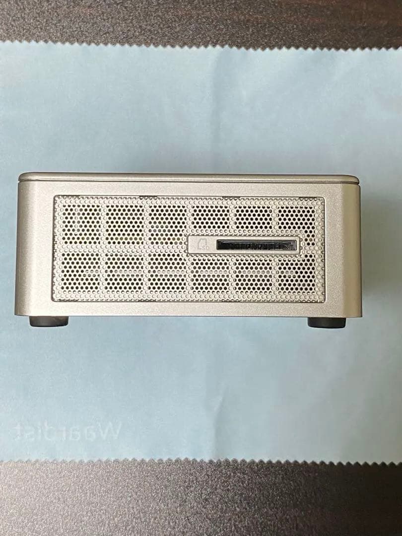 【新品同様品】GEEKOM AE7 Ryzen9 7940HS ミニPC