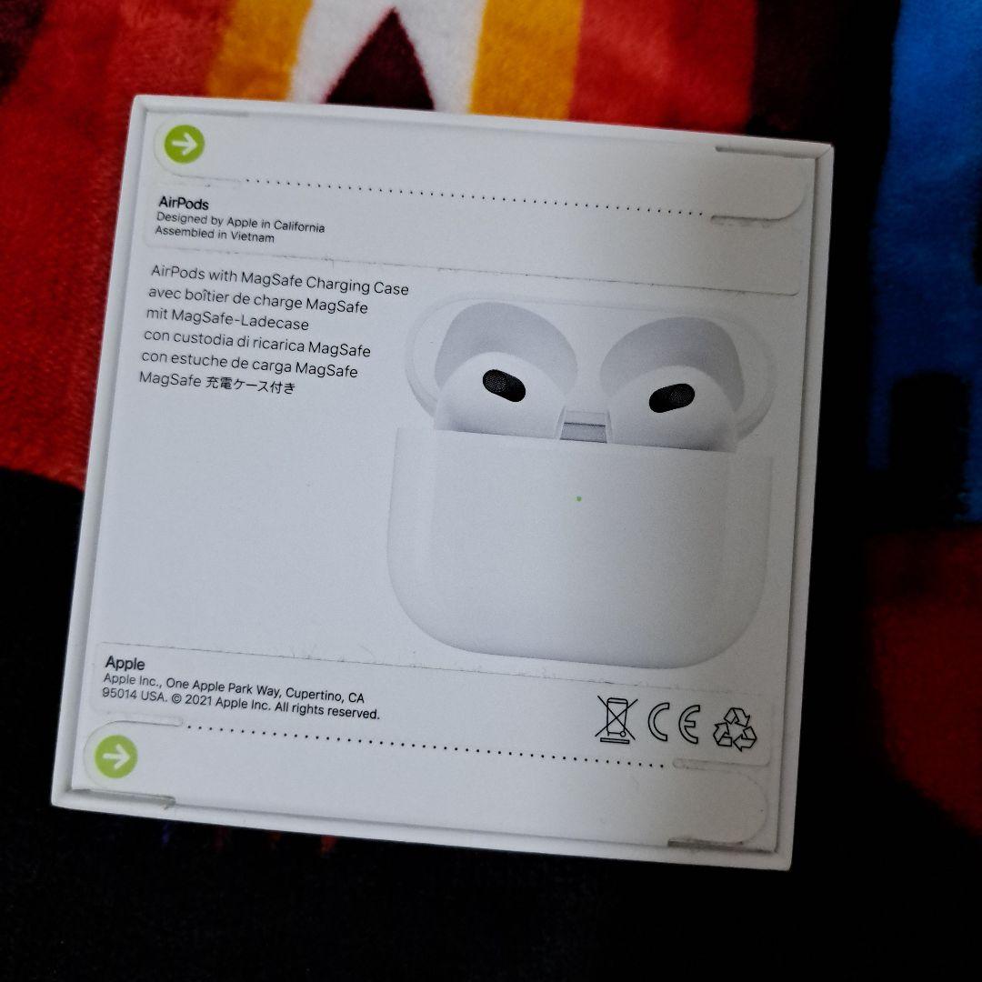 新品未使用　Airpods(第３世代)　イヤホン