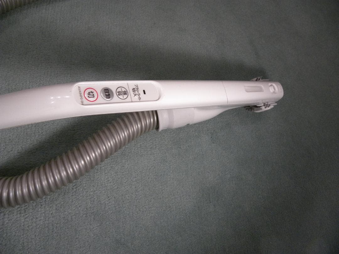 Panasonic軽量スリム掃除機MC-JP840Kからまないブラシ