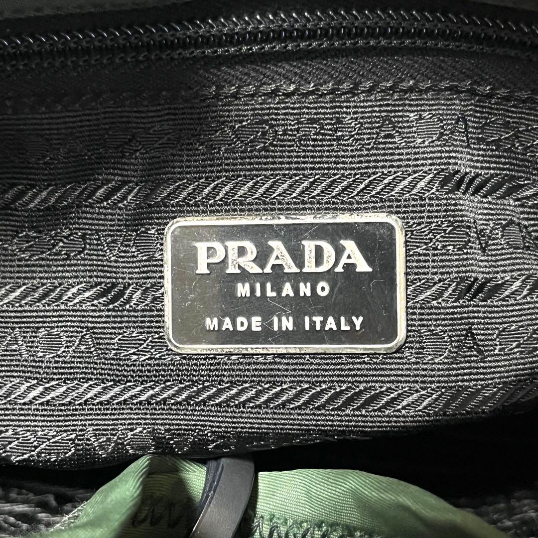 ✨超激レア✨PRADA ビジネスバッグ 3気室 三角ロゴプレート カデナ 南京錠