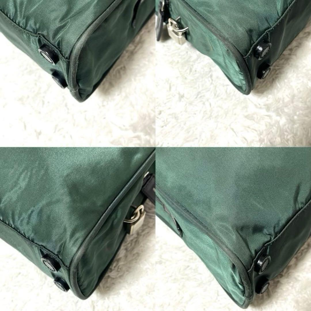 ✨超激レア✨PRADA ビジネスバッグ 3気室 三角ロゴプレート カデナ 南京錠