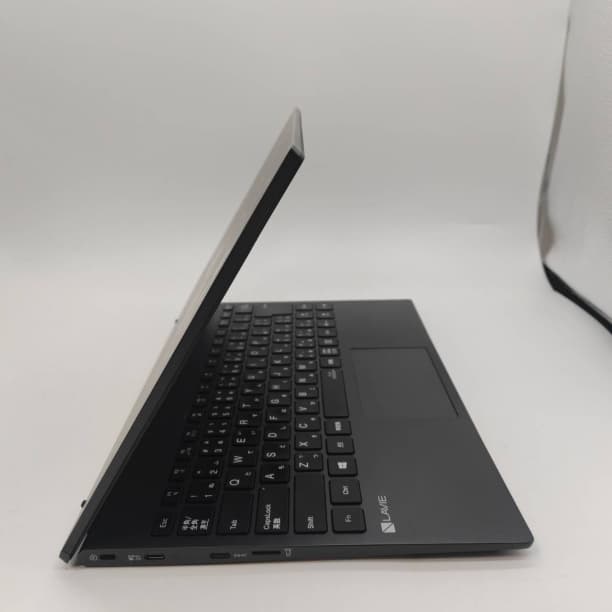 SSD1TB 第10世代 i7 超軽量 フルHD 美品★ 13 8GB オフィス