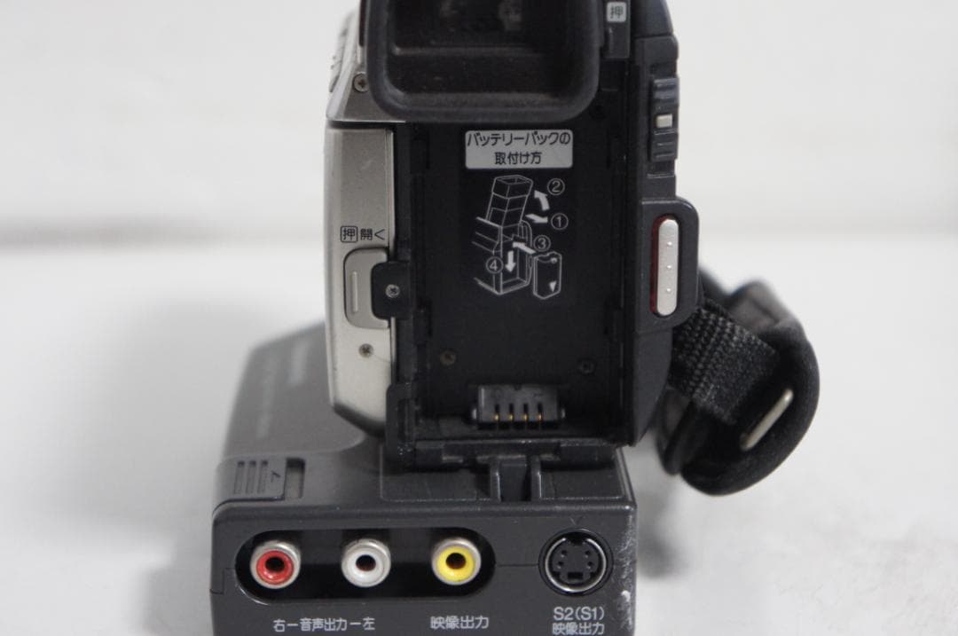 NV C2【動作品】 Panasonic MiniDVビデオカメラ 409