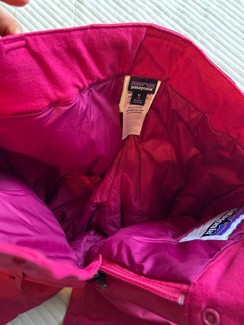 パタゴニア　キッズ スキー スノーウェア ピンク　防水　140