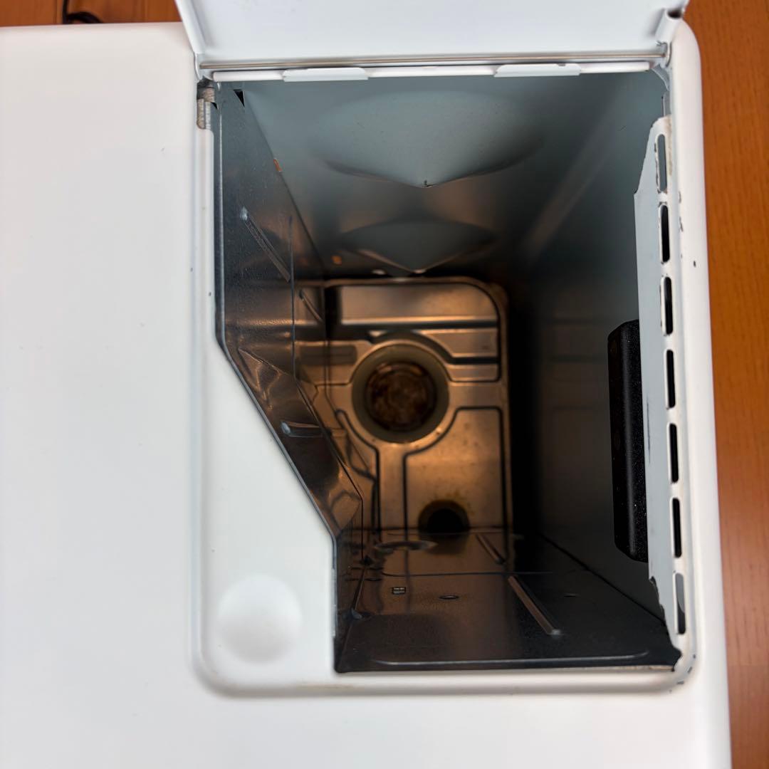 送料無料 高年式トヨトミ LC-33N 石油ファンヒーター 23年製 美品