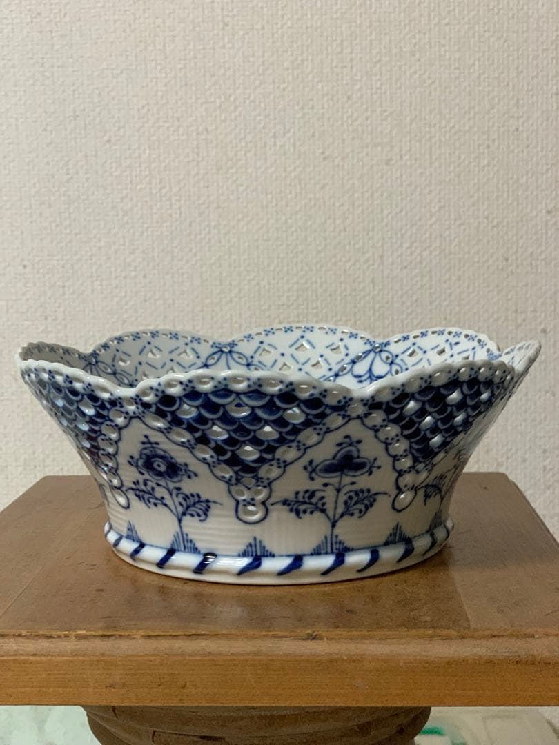 ロイヤルコペンハーゲン　ブルーフルーテッドダブルレースフルーツバスケット、