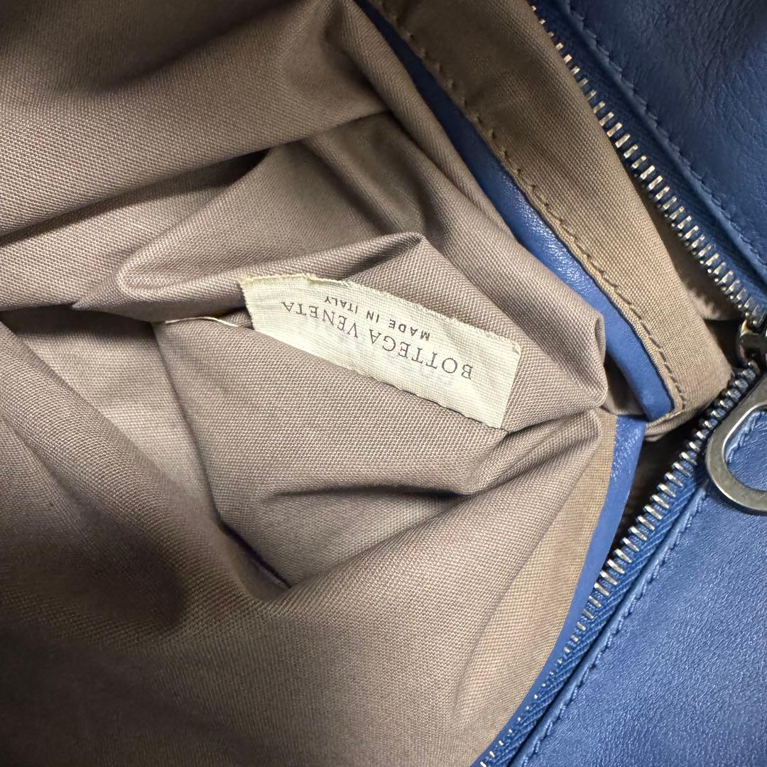 BOTTEGA VENETA イントレチャート　ショルダーバッグ