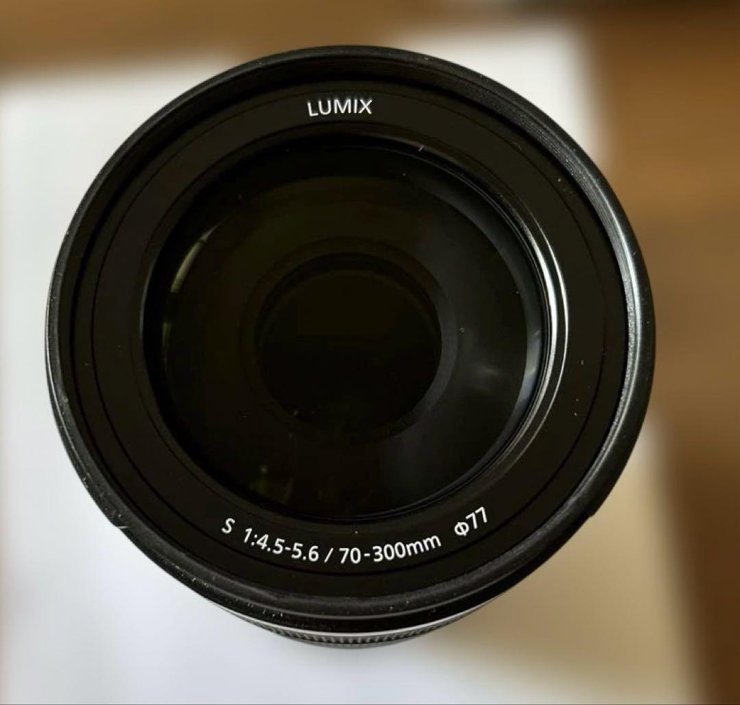 LUMIX S 70-300mm f4.5-5.6 Lマウント