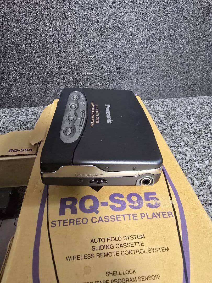 パナソニック RQ-S95 カセットウォークマン　カセットプレーヤー