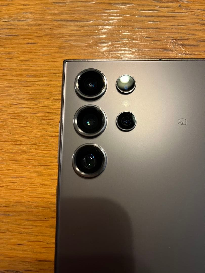 【美品】Galaxy S24Ultra 512GB 国内版 チタニウムグレー