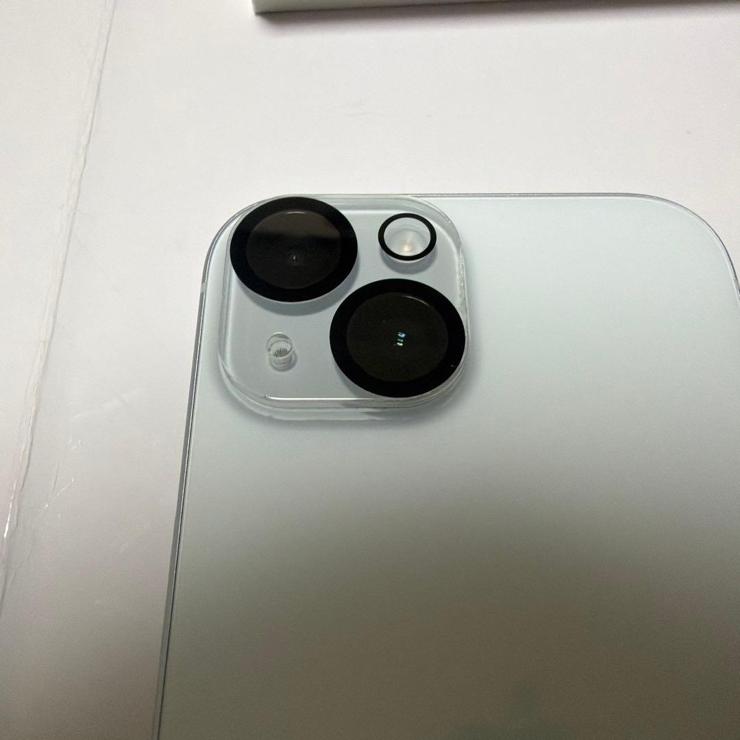 iPhone15 128GB - ホワイト (ガラスフィルム、カメラカバー付き)