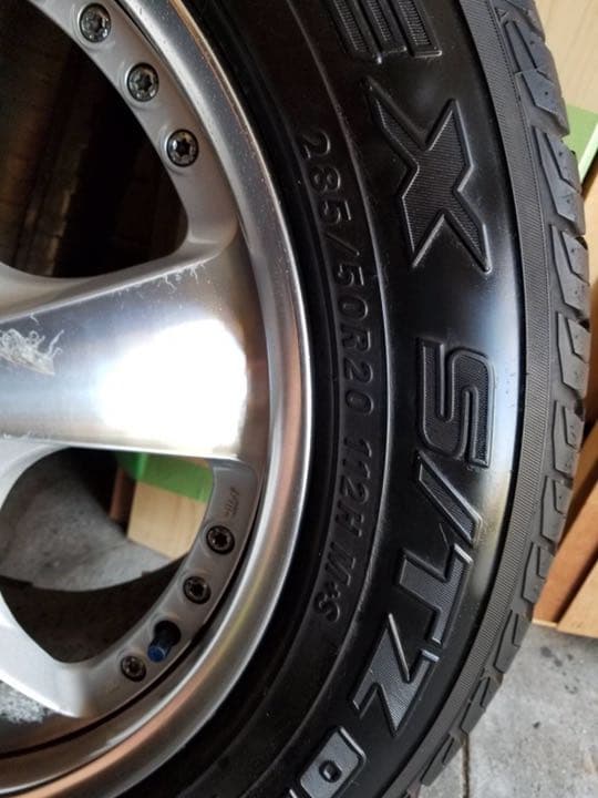 ホイール　タイヤ　4本