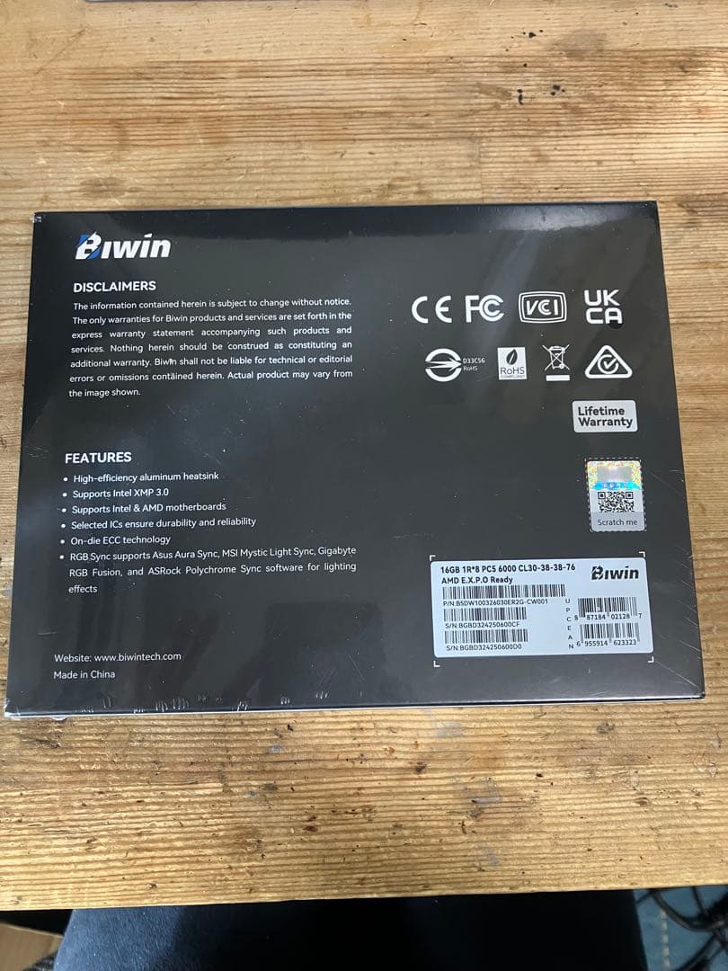 Biwin DV100 DDR5-6000 16×2 32GB 白 RGB 新品