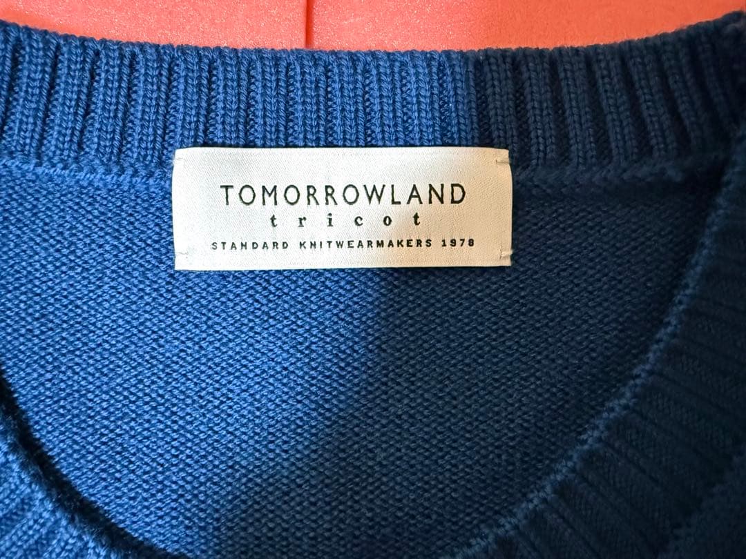 (試着のみの美品)トゥモローランド　メンズニット　セーター Mサイズ