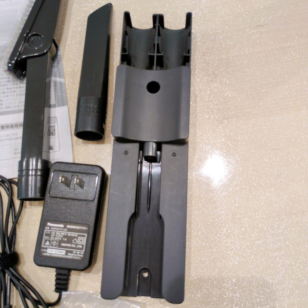 Panasonic 充電式スティッククリーナー 掃除機 紙パック式 付属品あり