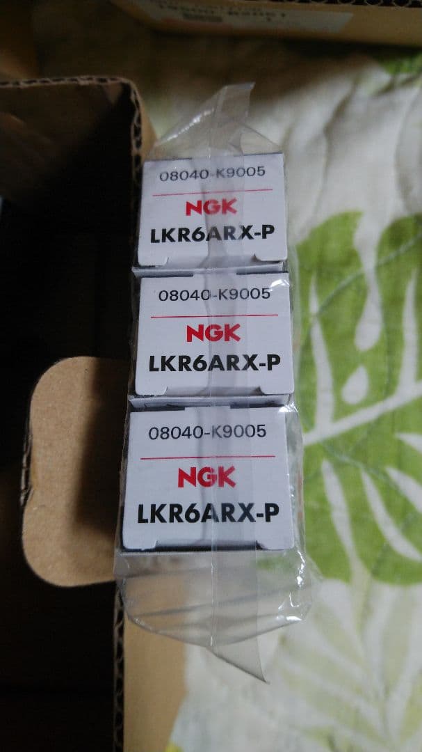 ほいほい　ダイハツ純正、イグニッションコイル　プラグセット