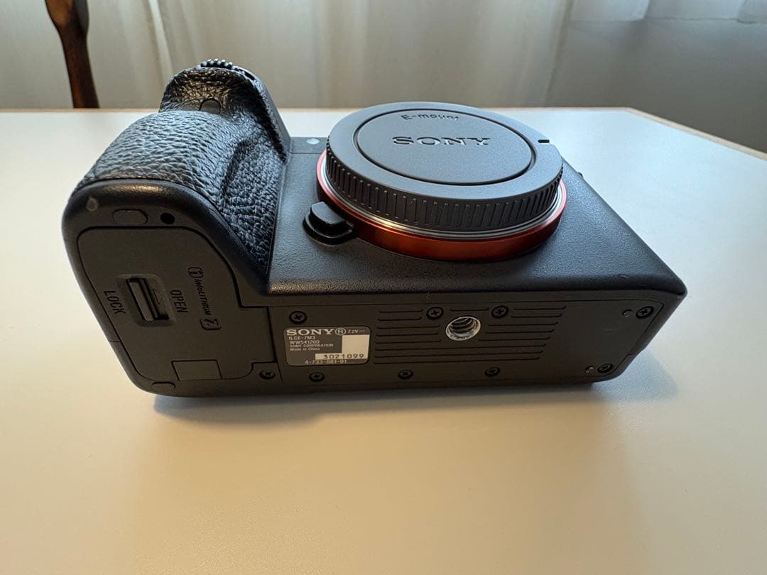 SONY α7III ミラーレスカメラ 本体