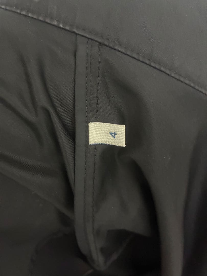 MONCLER フード付きナイロンジャケット ブラック