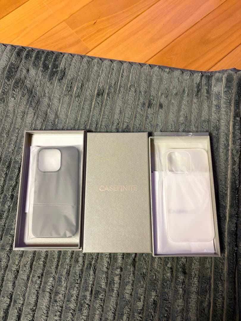 Apple iPhone 15 Pro ナチュラルチタニウム　128GB 本体