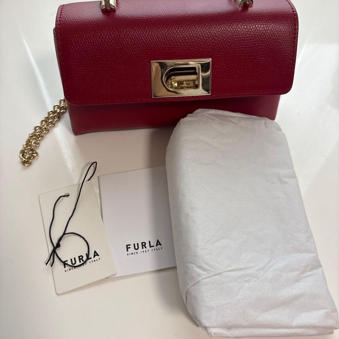 フルラ　ショルダーバッグ