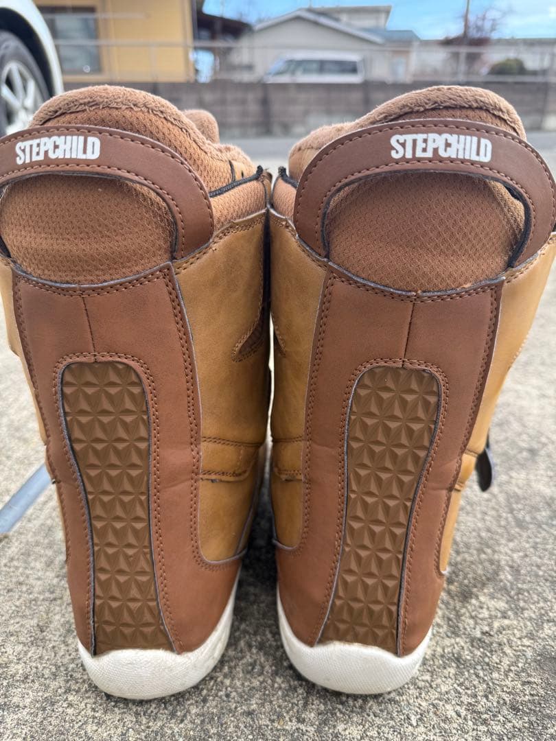 STEPCHILD スノーボードブーツ 男性用 ブラウン