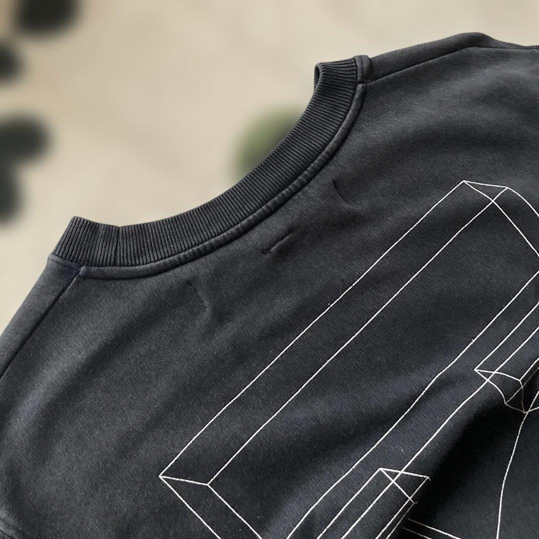 「値下げ」Off-White ダークグレー スウェットシャツ