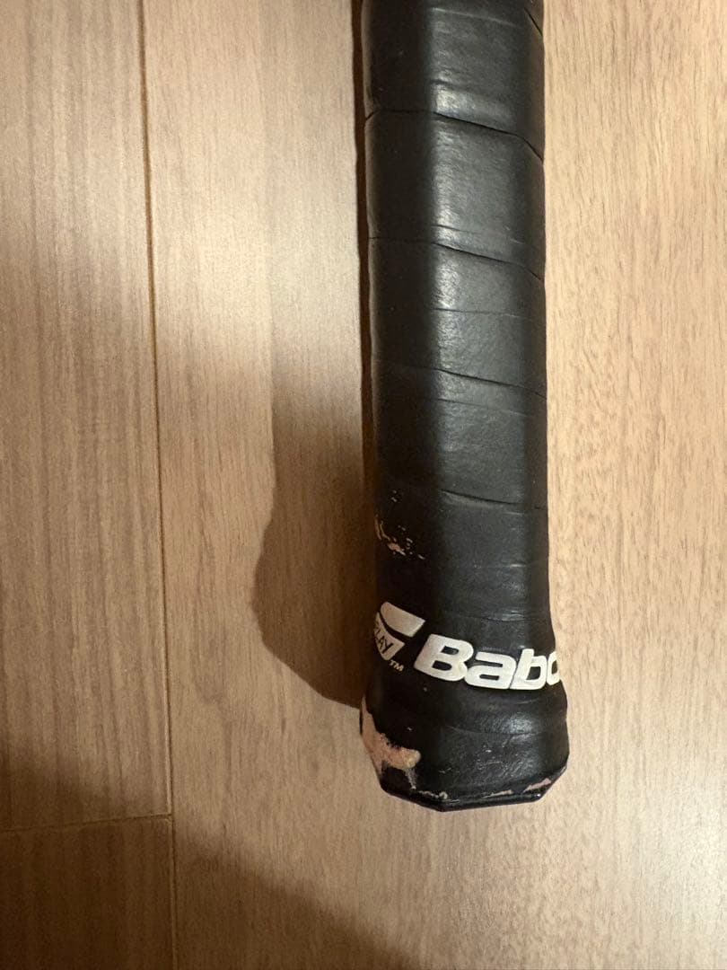 硬式テニスラケット　バボラピュアドライブ300g G2 スクールにて購入最終価格