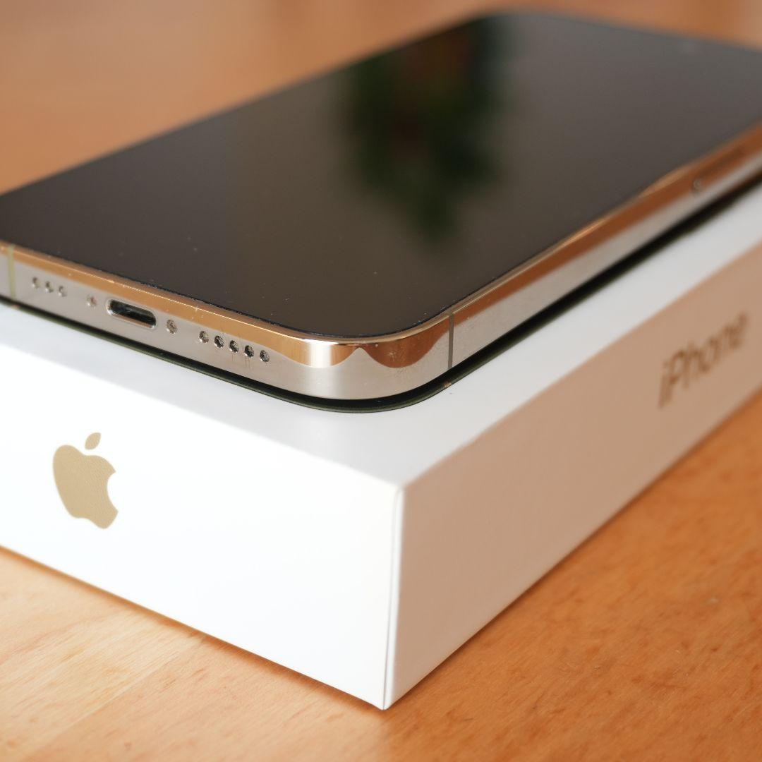 【美品】Apple iPhone 14 Pro (256GB) シルバー