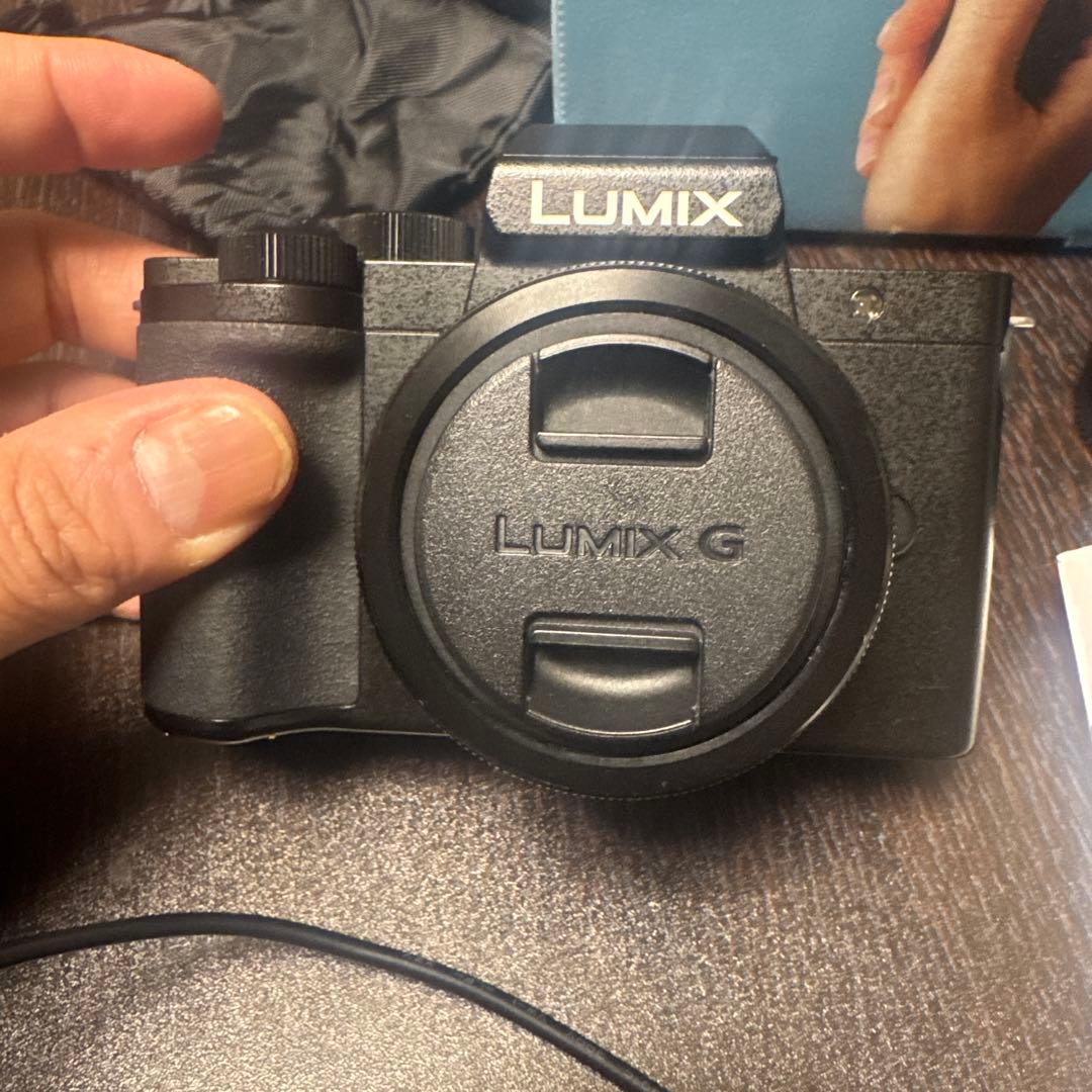 LUMIX DC-G100V＋LUMIX 42.5mm f1.7単焦点レンズ