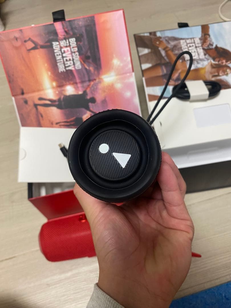 JBL FLIP6 ワイヤレススピーカー 赤 黒 セット 新品同様