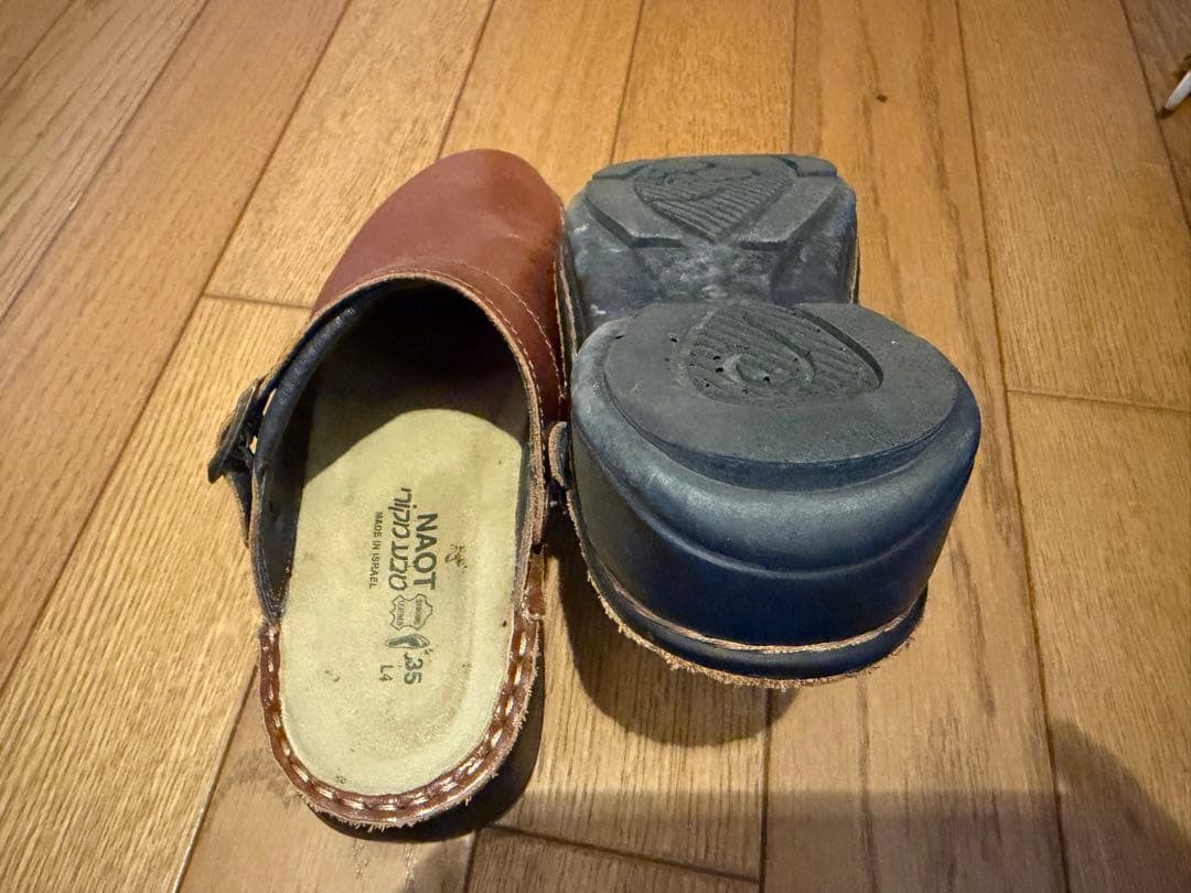 値下げ‼️NAOT Chestnut サボサンダル 35