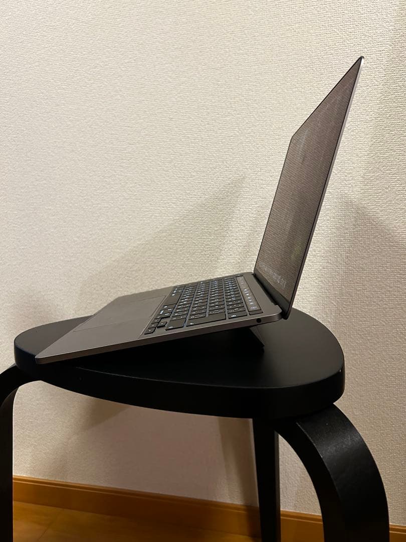 （おまけ付き）MacBook Pro 13 M1, 2020, 256GB