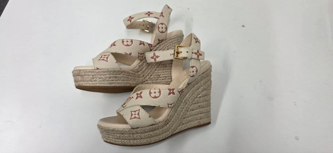 Louis Vuitton ウェッジサンダル ホワイト・ピンク