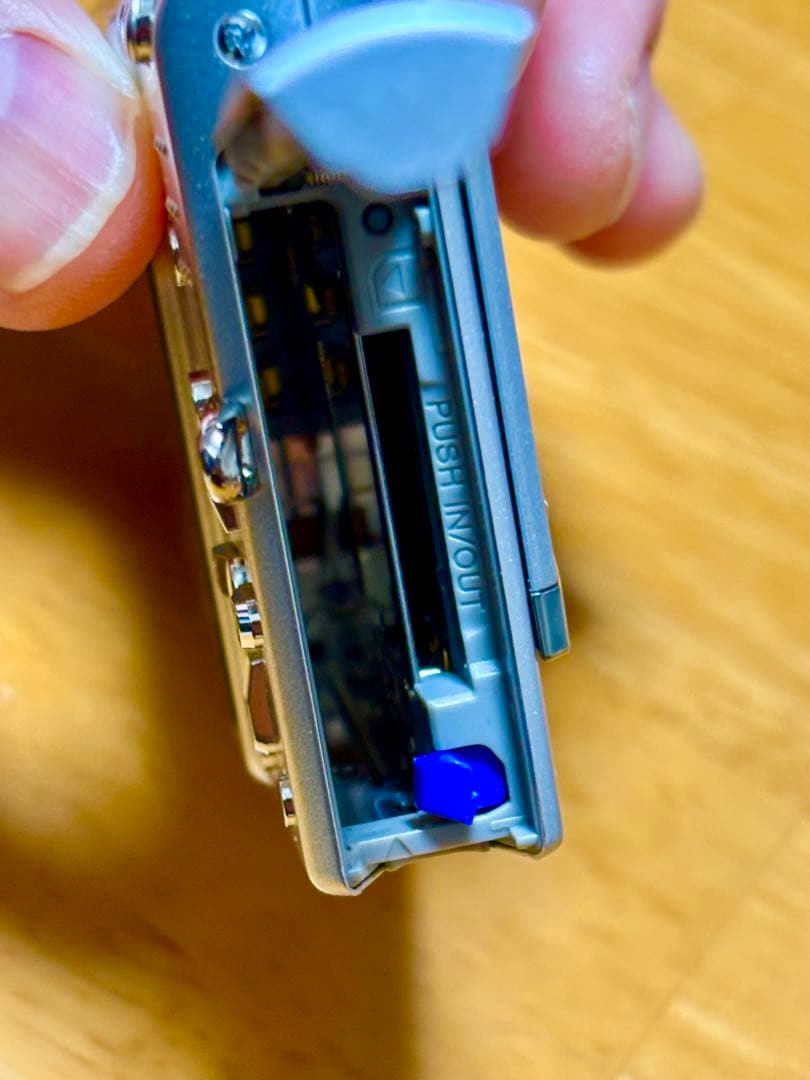 SONY DSC-T9 コンパクトデジタルカメラ