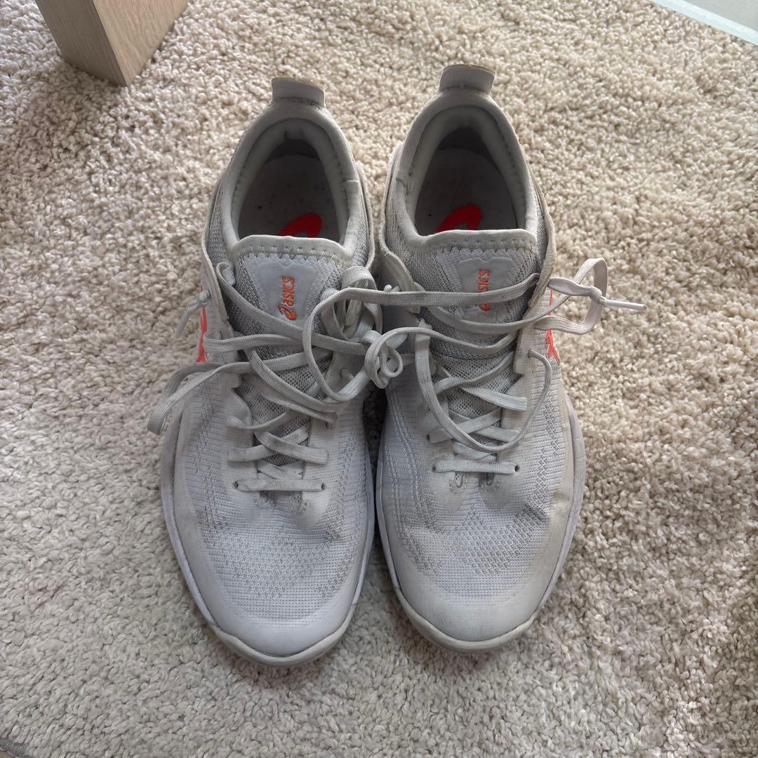 バスケットシューズ